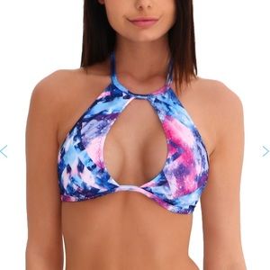 IHeartRaves keyhole halter top